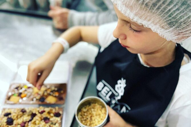 1.5h Belgian Chocolate Workshop in Brussels (bean to bar) - From fresh cacao pod to finished Belgian chocolate