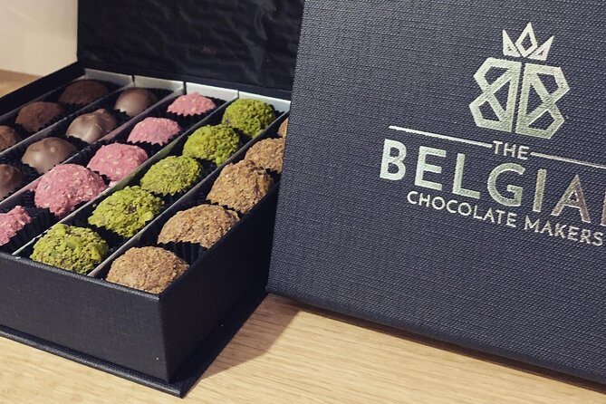 1.5h Belgian Chocolate Workshop in Brussels (bean to bar) - Patricia, Elisabetta, and the teaching style