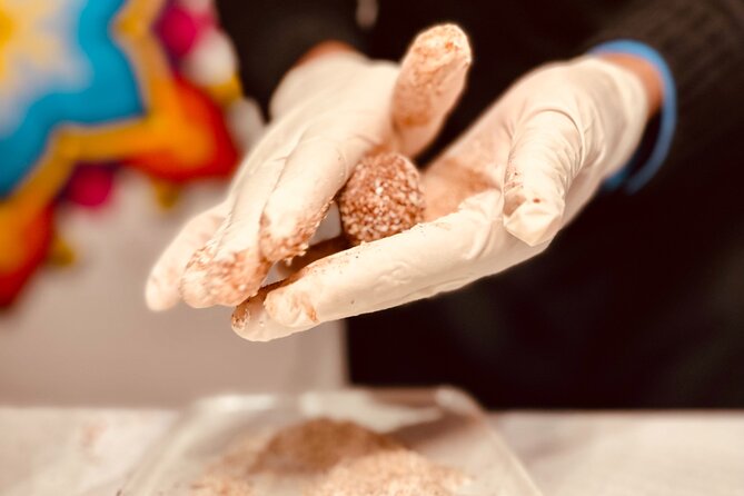 1.5h Hands on Chocolate Workshop: Truffles & Tasting - Starting at Rue des Foulons 30 in central Brussels