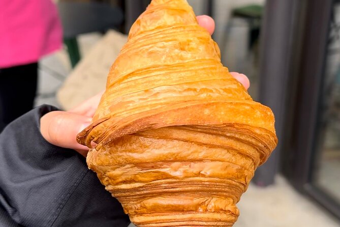 #1 Montmartre Pastries & Chocolate Food Tour with 6+ Tastings - Ending near the Moulin Rouge