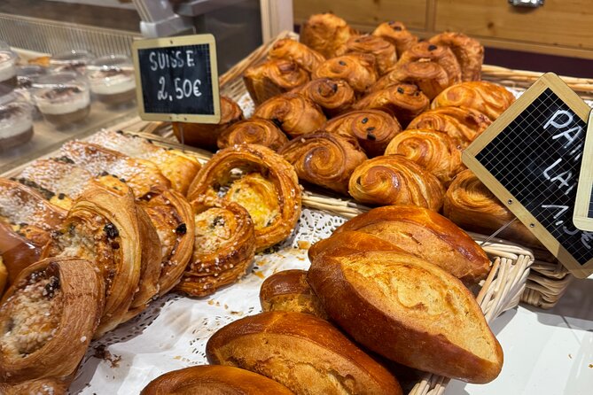 #1 Montmartre Pastries & Chocolate Food Tour with 6+ Tastings - Is $70.70 a fair price?