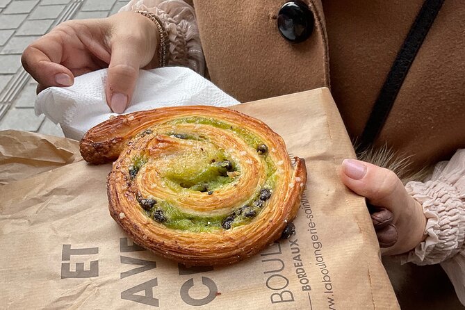 #1 Paris Chocolate and Pastry Food Tasting Tour - Booking, weather, and cancellation details