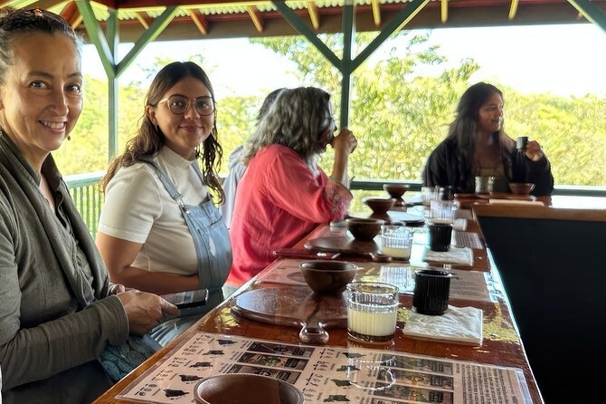 10 Bar Hawaiian Craft Chocolate Tasting Experience - What rain changes at the farm
