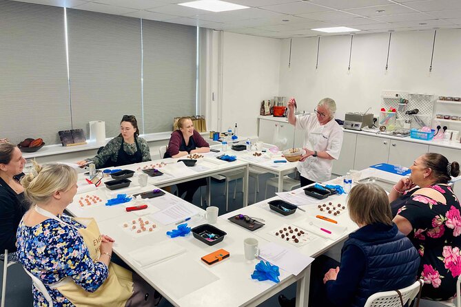 3 Hour Chocolate Making Experience in The Mayford business centre - Key details at a glance