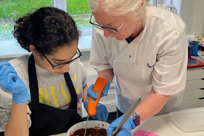 3 Hour Chocolate Making Experience in The Mayford business centre - Who will enjoy this chocolate experience?