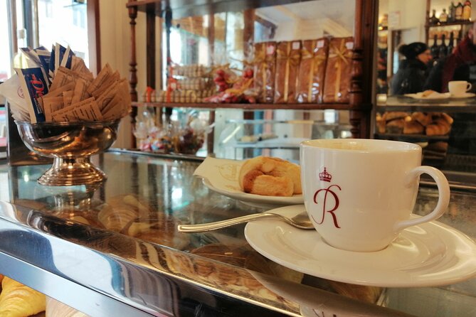 A Sweet Stroll Through Venice: Pastries, Chocolate, and Gelato - Campo San Pantalon Starts the Walk