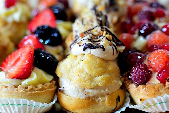 A Sweet Stroll Through Venice: Pastries, Chocolate, and Gelato - Gelateria Gallonetto Finishes With Pistachio