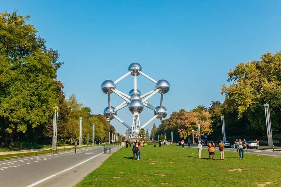 Amsterdam: Brussels & Bruges w/ Optional Chocolate Tasting - What the 15-hour day feels like