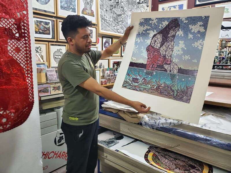 Art Workshops and Chocolate Shops Tour in Oaxaca - What happens at the chocolate shops