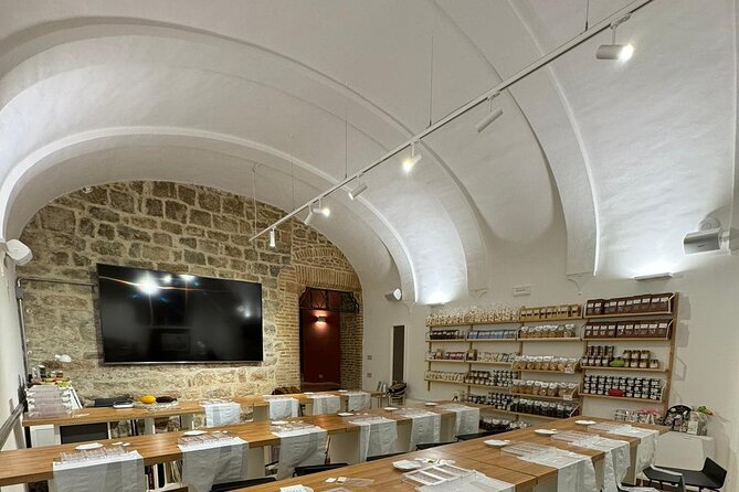 Artisan Chocolate Making Class in Perugia - The tasting and the Peruvian chocolate connection
