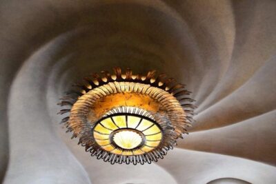 Casa Batlló, La Pedrera, & Chocolate Tasting Tour