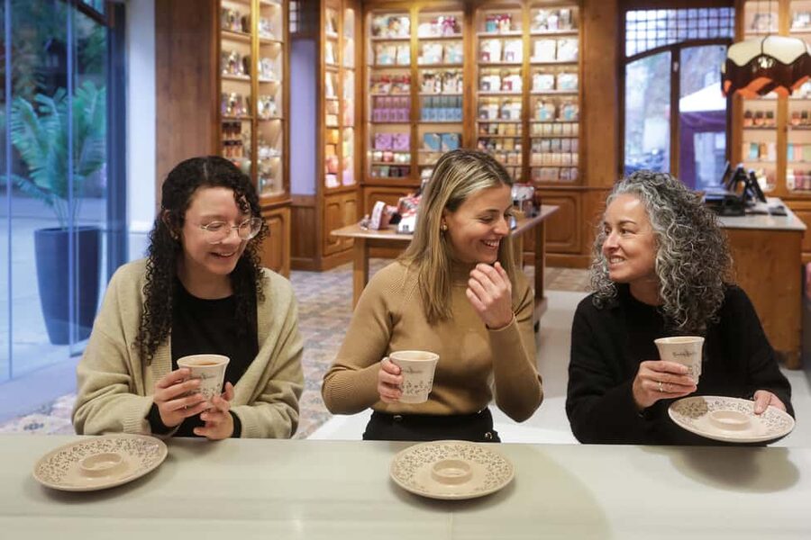 Barcelona & Chocolate Amatller History and Culture + Activity and Tasting - A shop visit with room to keep tasting
