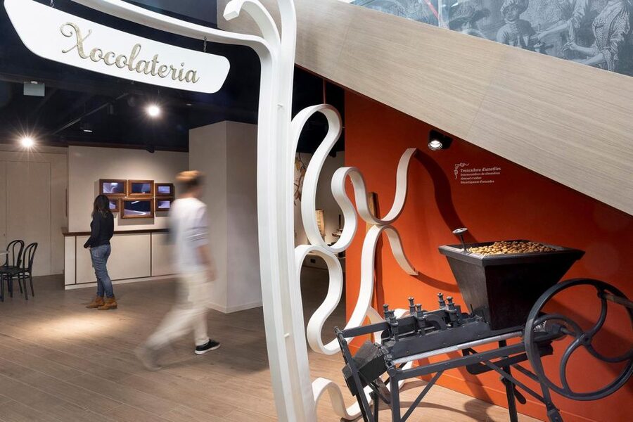 Barcelona: Nougat and Chocolate Museum Tour with Tasting - A guided tasting of nougat and chocolate