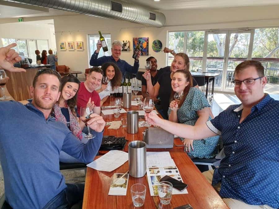Barossa: Enjoy Wine, Lunch, Brewery, Chocolate & Wildlife - Your 50 minutes in Tanunda