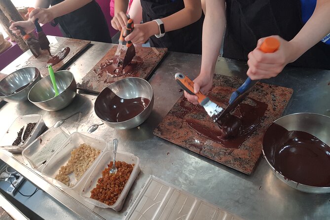 Become a Chocolate Master! Chocolate Bar Workshop in Paris - Timing, cancellation, and practical planning