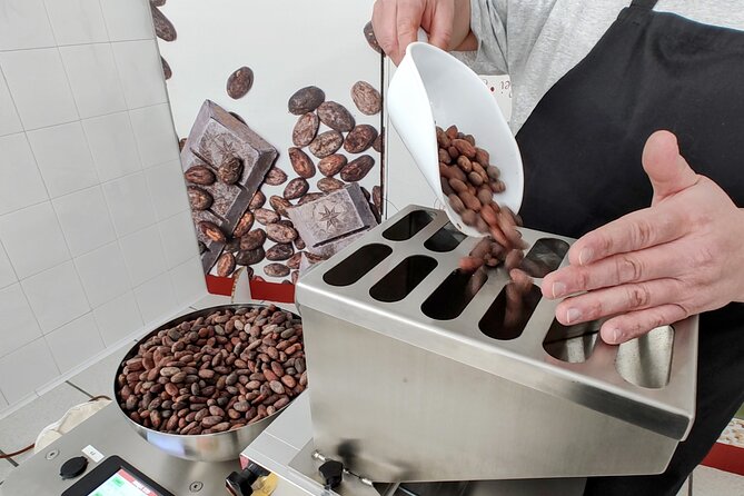 Become a chocolatier for a day, in Modica raw chocolate - The cancellation safety net