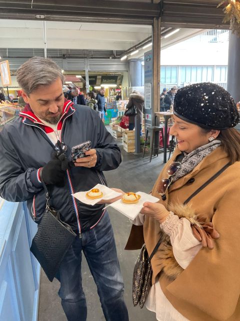 Bordeaux: Chocolate and Pastry Food Tasting Tour - Canelé, croissant, and the first bakery stops