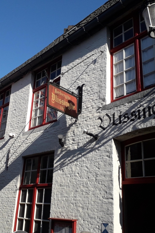 Bruges Beer and Chocolate Walking Tour - Straffe Hendrick brewery and the beer tasting