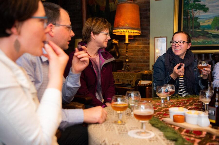 Bruges: Belgian Beer Tour with Chocolate Pairing - Five tasters that show Belgium’s range