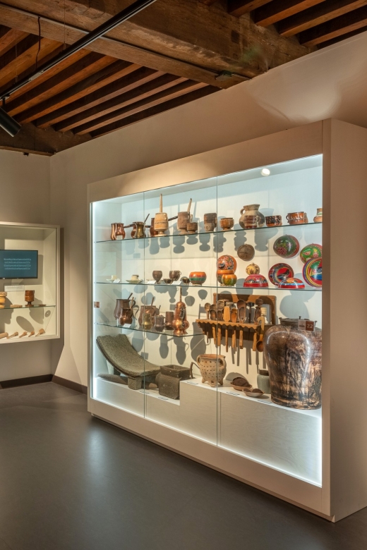 Bruges: Choco-Story Chocolate Museum Guided Tour w/Tastings - Tastings are part of the value