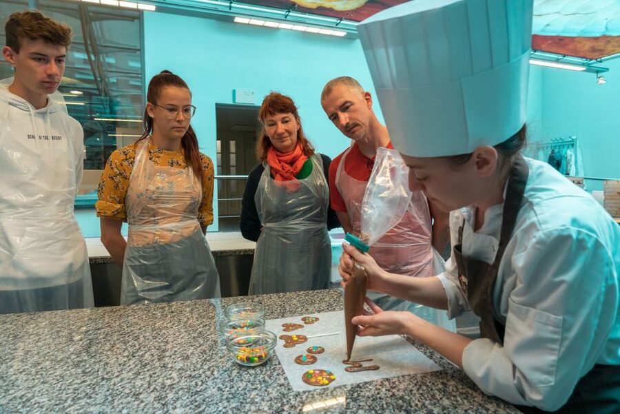 Bruges: Chocolate Making Workshop and Chocolate Museum Entry - Choco-Story Brugge and its 4,000-year chocolate story