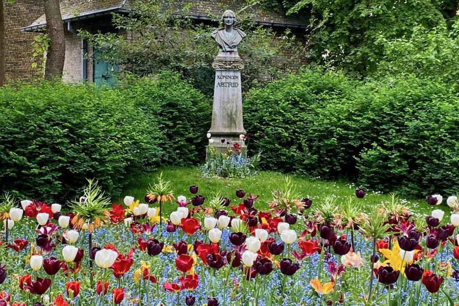 Bruges Highlights, Boat, Beer, Chocolate Day trip from Paris - The return to Paris and the real cost of the day