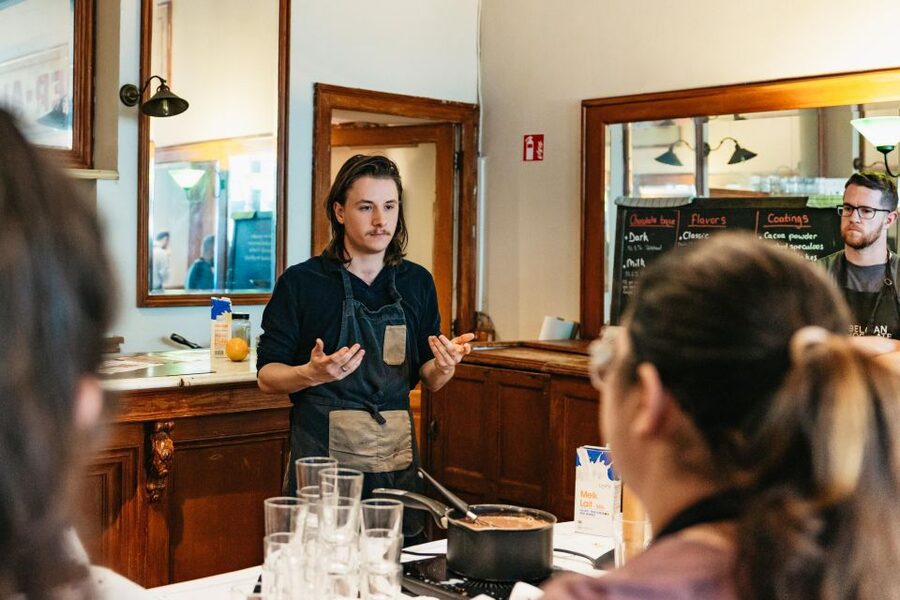 Brussels: 2.5-Hour Belgian Chocolate Making Workshop - How the 150 minutes are used