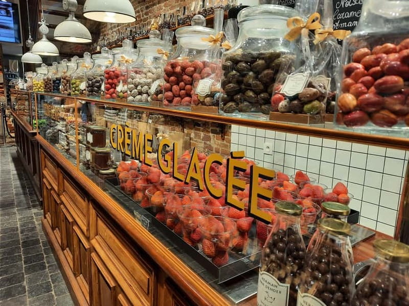 Brussels: 2.5-hour private tour to discover Belgian chocolate - Key details at a glance