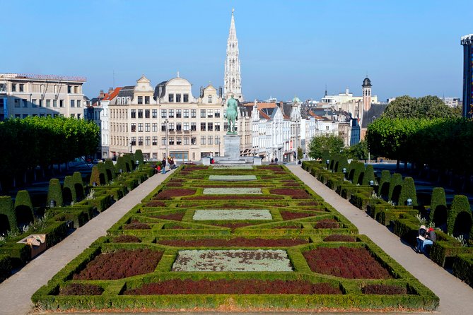 Brussels All In Tour : Belgian food, chocolate, beer, sightseeing - The Belgian lunch at Place Sainte-Catherine