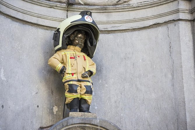 Brussels All In Tour : Belgian food, chocolate, beer, sightseeing - Waffles, chocolate mousse, and the problem of saving room