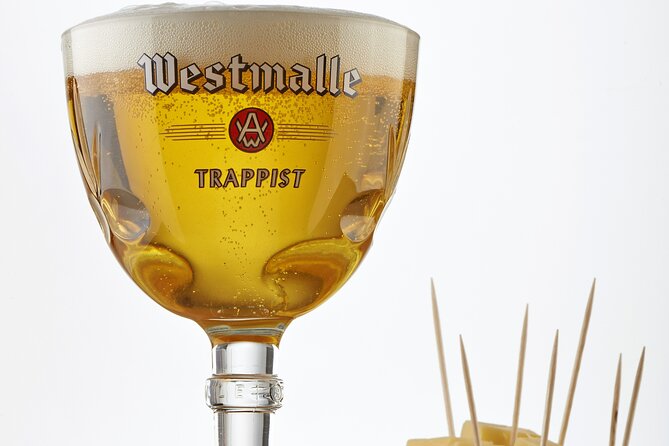 Brussels Beer and Chocolate Walking Tour - The Royal Galleries waffle stop