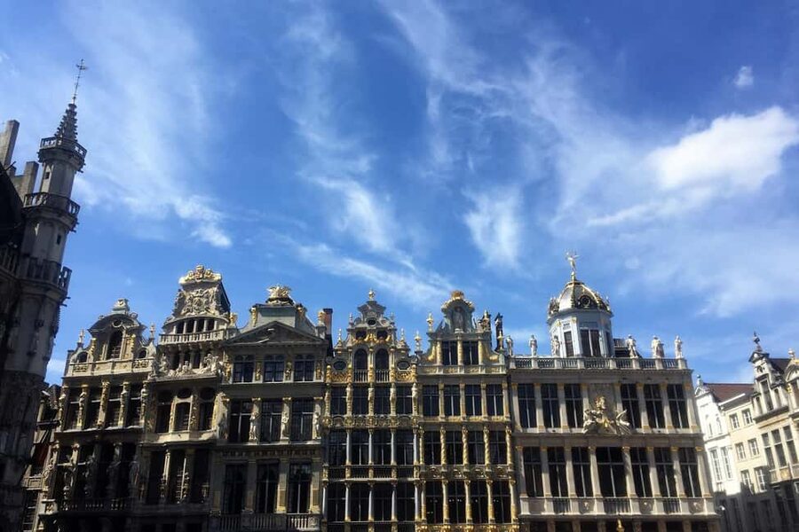 Brussels Beer, Chocolate and Waffle Tour - Trappist beer in old Brussels taverns