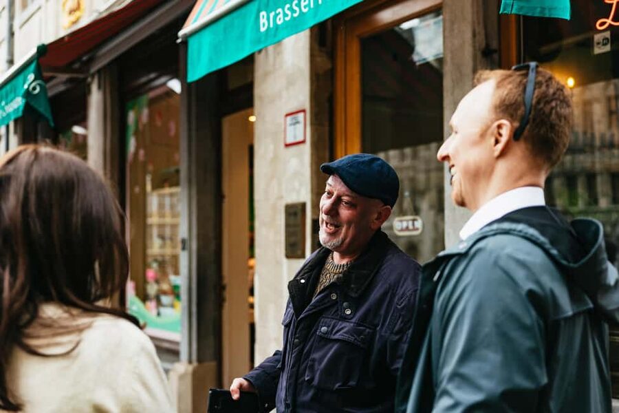 Brussels: Beer Tour with 6 Beers and 3 Chocolate Tastings - Who should book this beer tour?