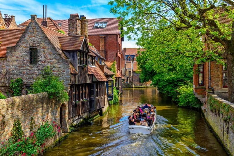 Brussels: Bruges & Ghent Tour w/ Cruise & Chocolate Tasting - Why this day trip works from Brussels