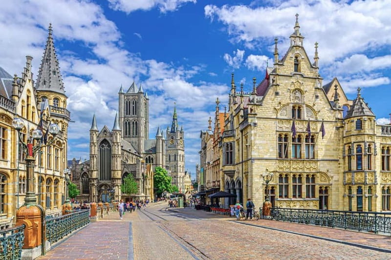 Brussels: Bruges & Ghent Tour w/ Cruise & Chocolate Tasting - Chocolate tasting at a Bruges chocolatier