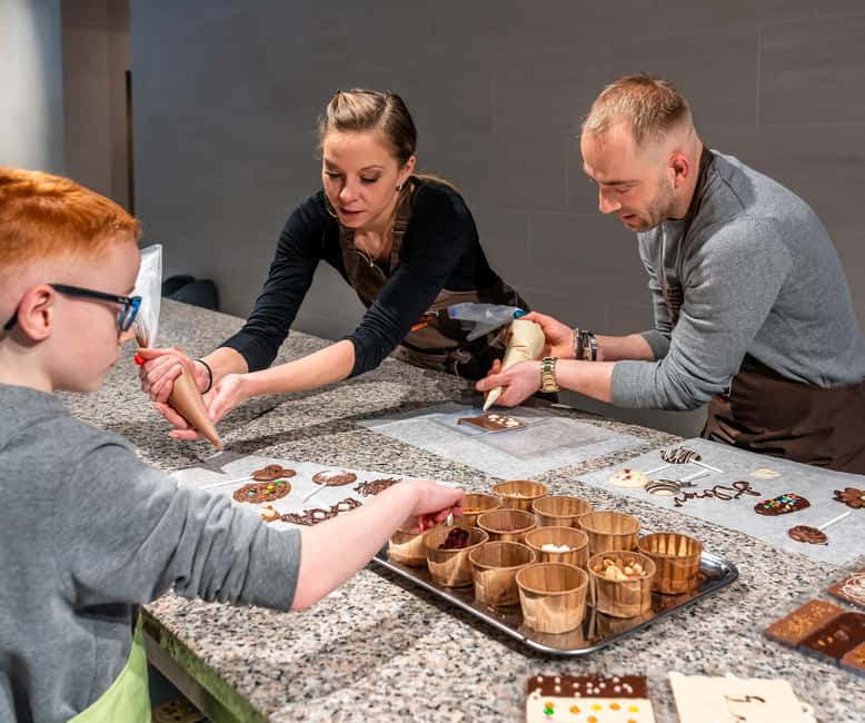 Brussels: Chocolate Museum Visit with Workshop - Who will enjoy this most?