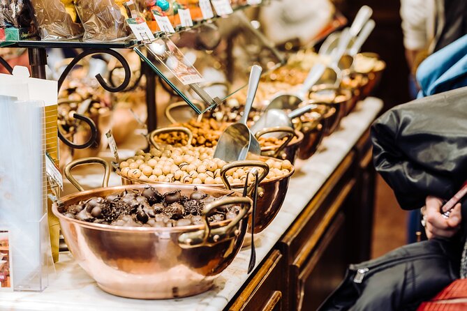 Brussels Chocolate Tour Private & Personalized with a Local Guide - Grand Place and the original Godiva stop