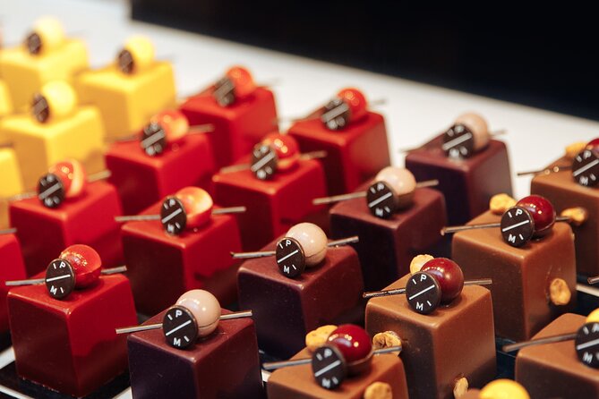 Brussels Chocolate Walking Tour and Workshop - How much chocolate do you really receive?