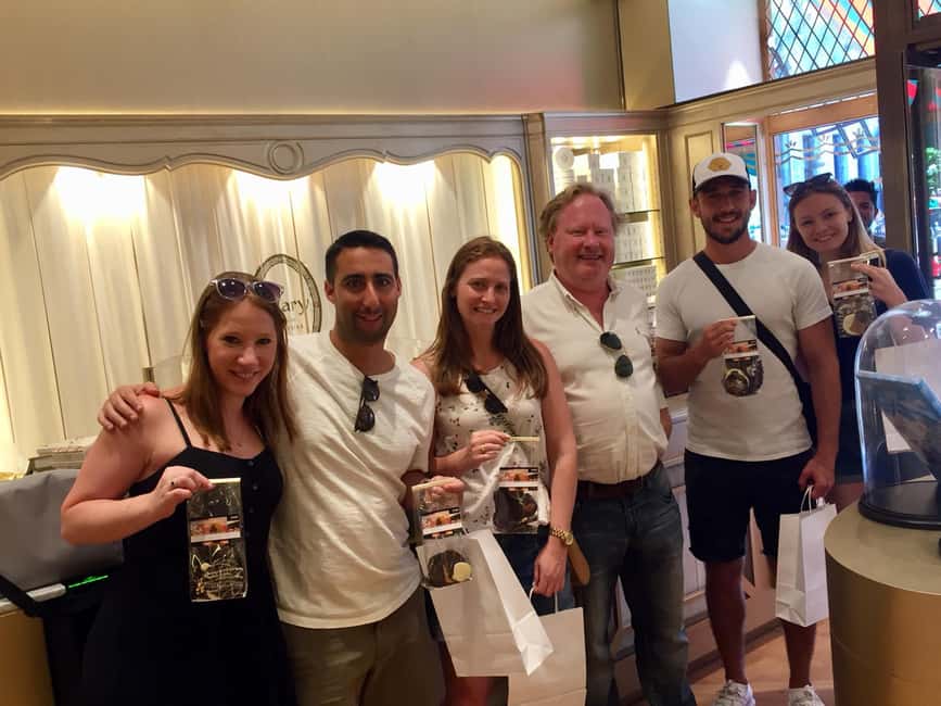 Brussels: Chocolate Workshop and Guided Walking Tour - The 1-hour-15-minute workshop