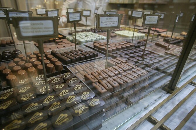 Brussels Small-Group Chocolate Appreciation Tour - Allergies, weather, and arrival advice