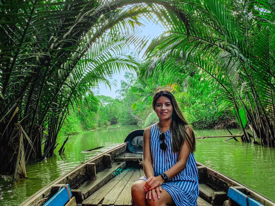 Can Tho: A Real Mekong Tour, Floating Market, Cacao & Life's - The 9-Cua family rice noodle house