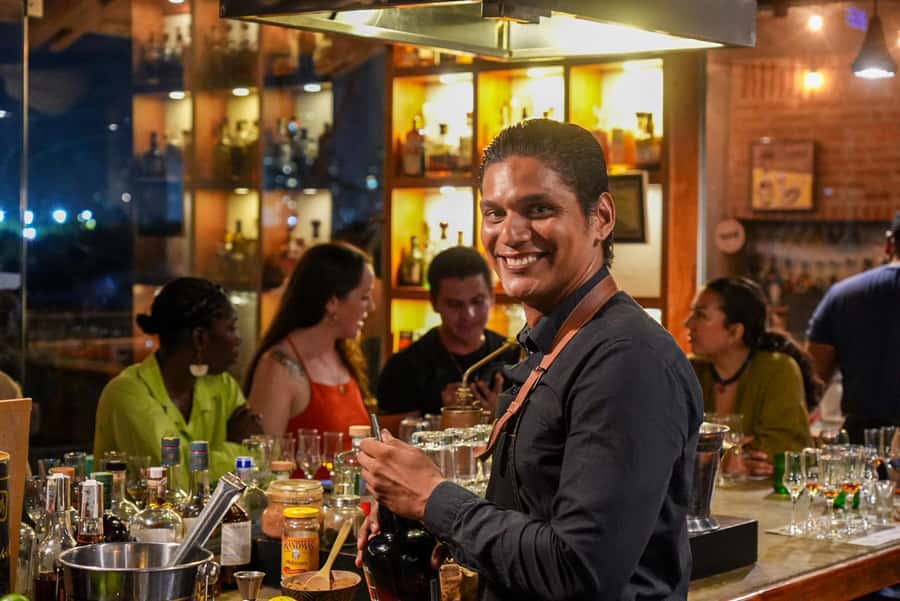 Cartagena: Boutique Rum and Chocolate Tasting at Lunático - Key points to know before booking