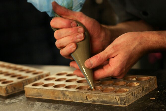 Chocolate and Beer Food Tour of Brussels - Three chocolate stops around central Brussels