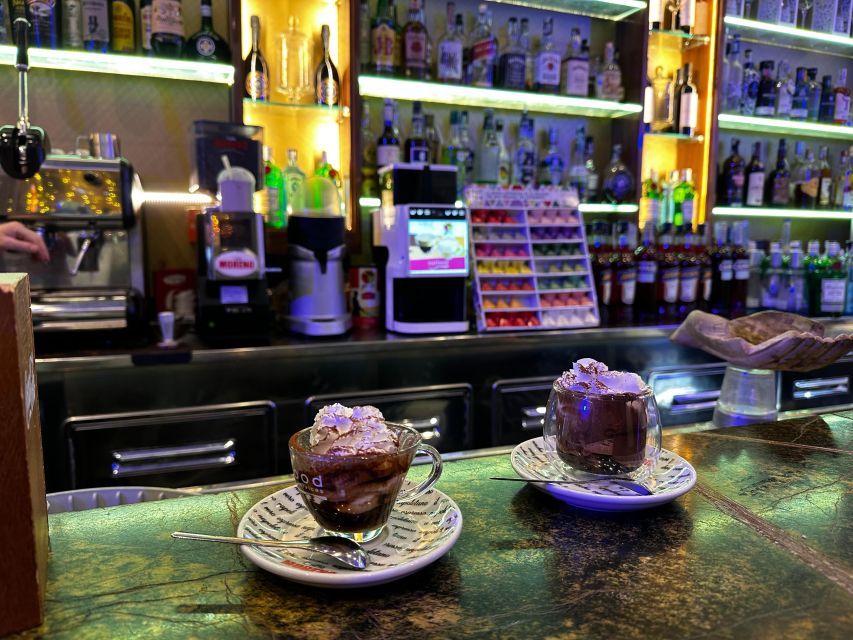 Chocolate and Pastry tasting tour in Napoli Old Town - Spaccanapoli brings the walk into focus