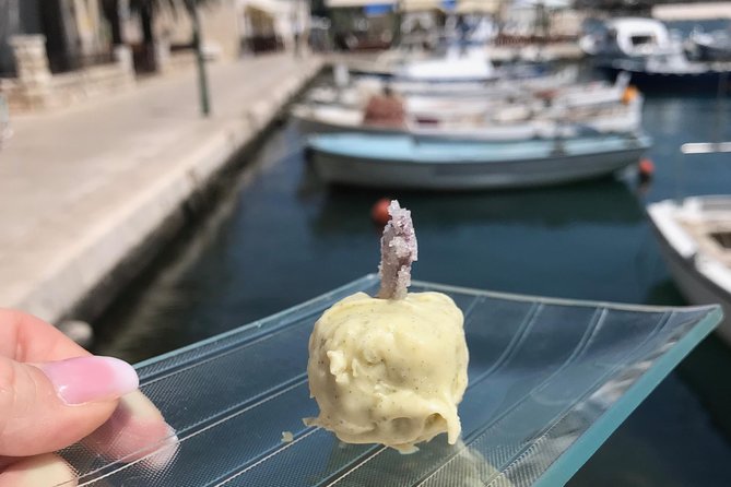 Chocolate and Wine Tasting Small Group Tour from Hvar - Why the Small Group Matters