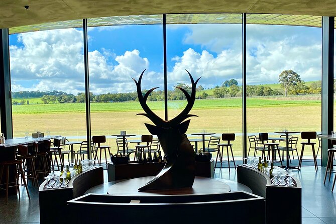 Chocolate and wine tasting tour in the Yarra Valley. - Who should book this tour