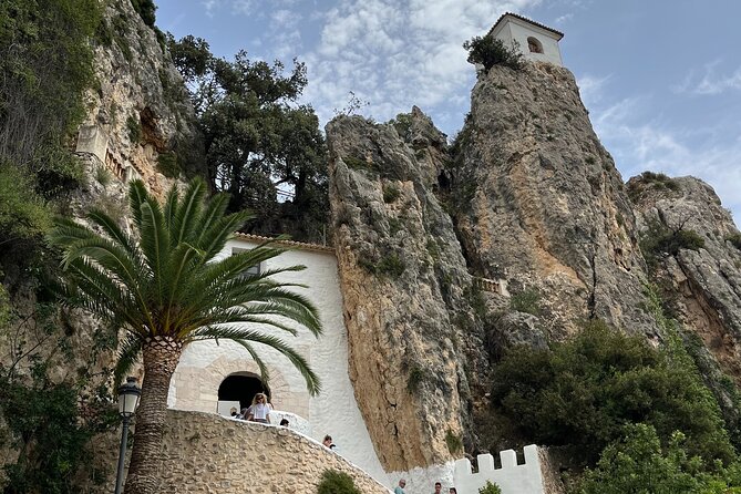 Chocolate Factory and Guadalest Castle - Cobblestones, balconies, and Guadalest’s old town