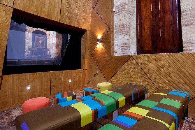 Chocolate-making experience & Colonial Zone walking tour - Why the private vehicle matters