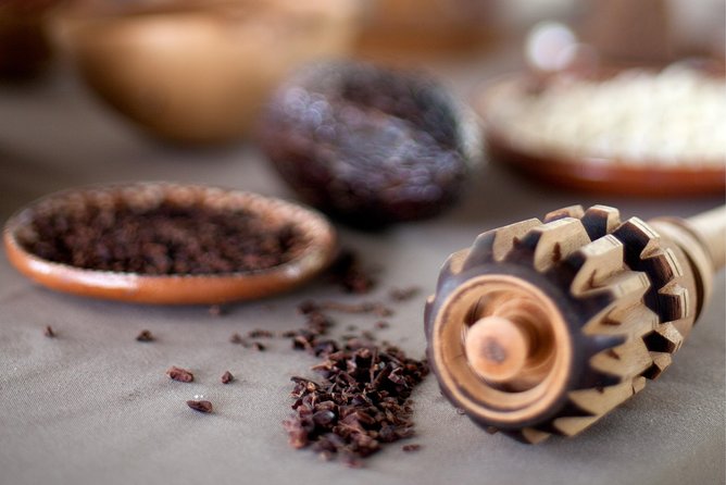 Chocolate Seaside Workshop & Wine Tasting - A chocolate workshop with a Mayan starting point