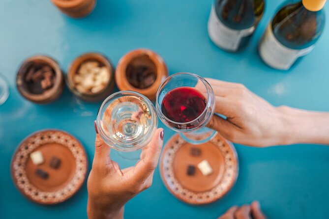 Chocolate Seaside Workshop & Wine Tasting - What the two hours feel like